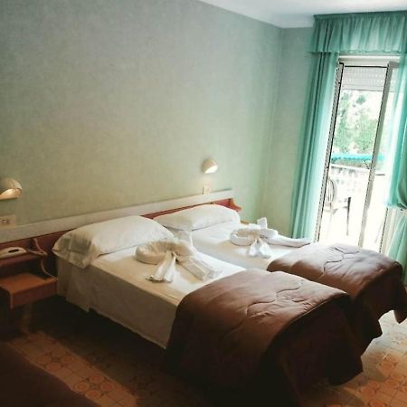 Hotel Elvira Fiuggi Exterior photo